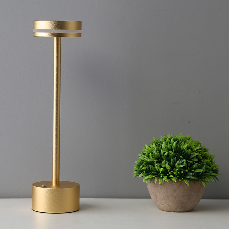 Wireless Table Lamp – Minimalist and Functional Design | GlowLite