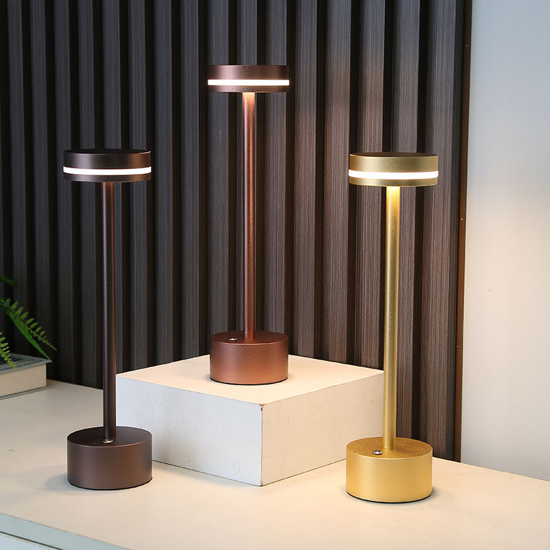 Wireless Table Lamp – Minimalist and Functional Design | GlowLite