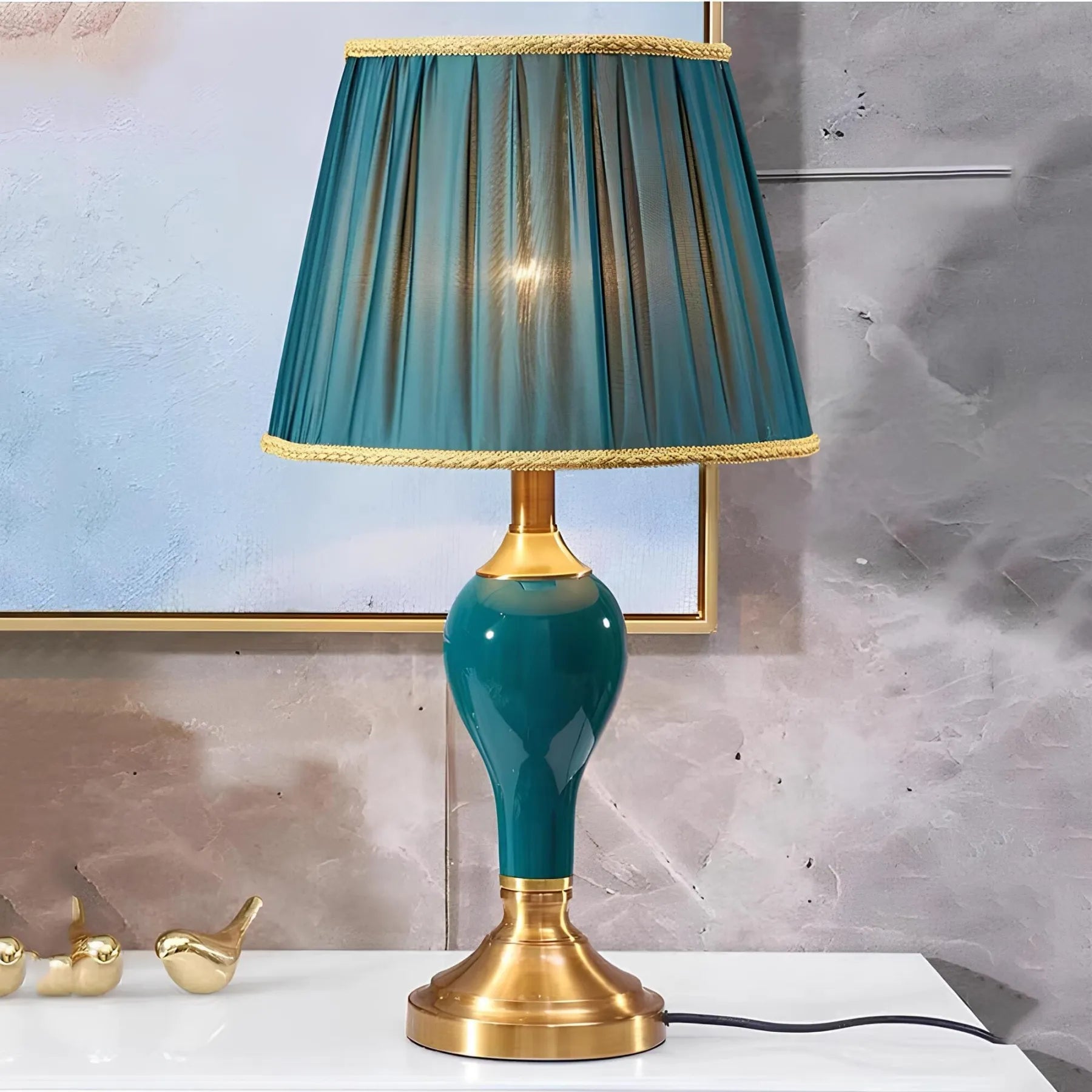 Solivian Bordlampe – Klassisk og Elegant | CeramiGlow