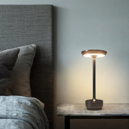 Wireless Luxury Table Lamp – Elegant and Practical | LuxeBeam