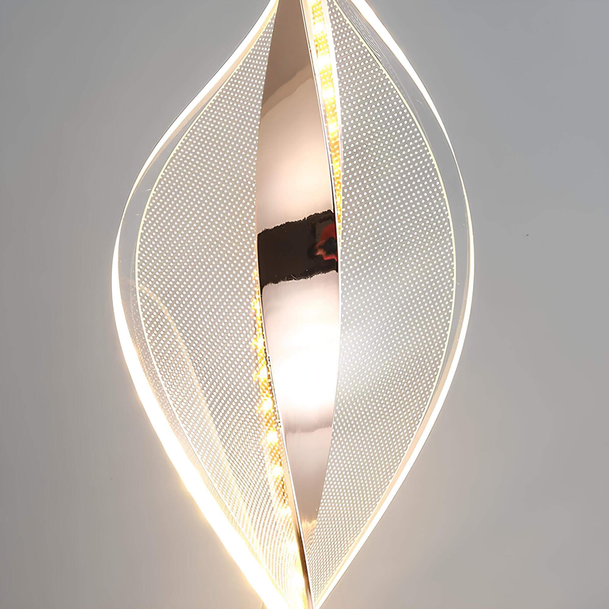 Creative ceiling lamp | LumaEdge