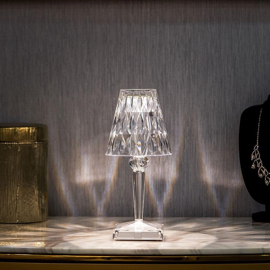 Sparkling Crystal Table Lamp – Elegant and Modern | CrystalLuxe