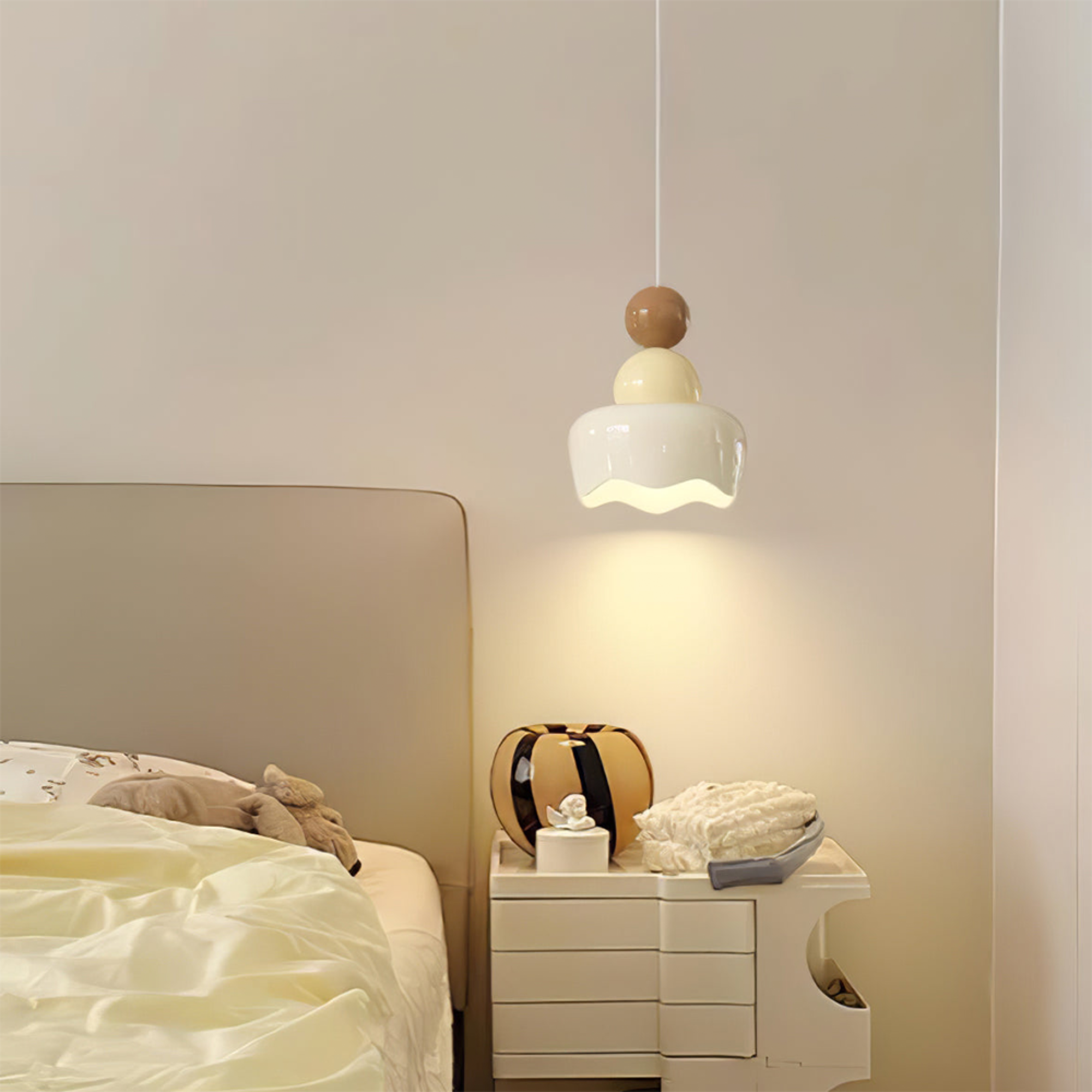 Stylish hanging lamp | DecoSphere