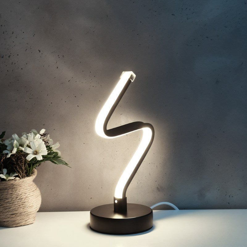 Elegant LED Bordlampe | LumaElegance